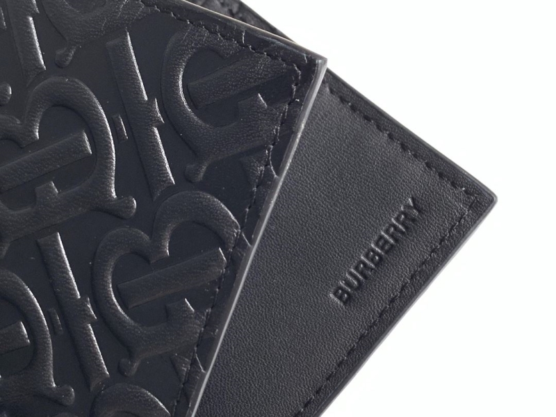 Bv*b*rry wallets